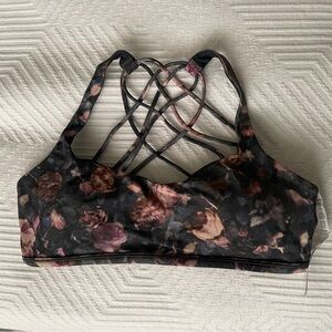 Lululemon Free To Be Sports Bra size 10
